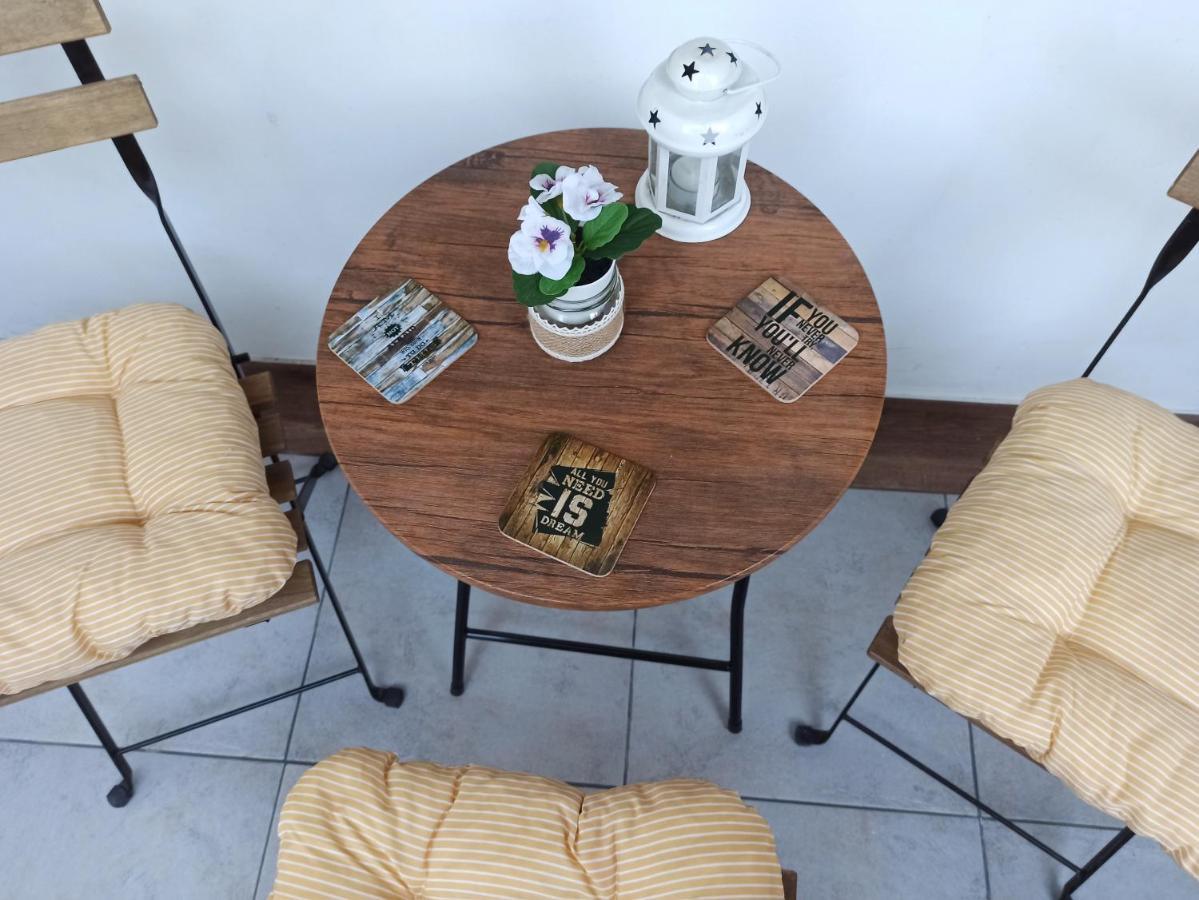 Feel Danube Apartment Zemun Exterior photo