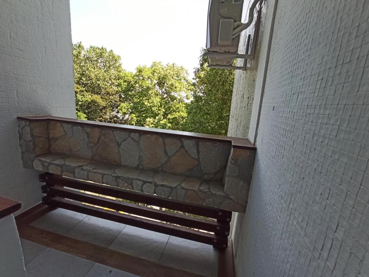 Feel Danube Apartment Zemun Exterior photo