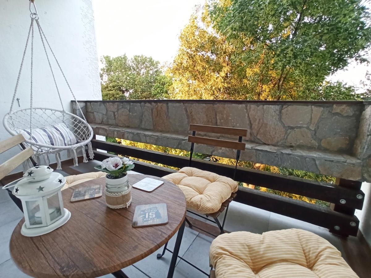 Feel Danube Apartment Zemun Exterior photo