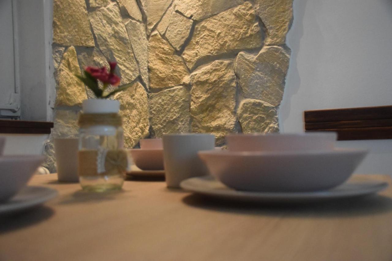 Feel Danube Apartment Zemun Exterior photo